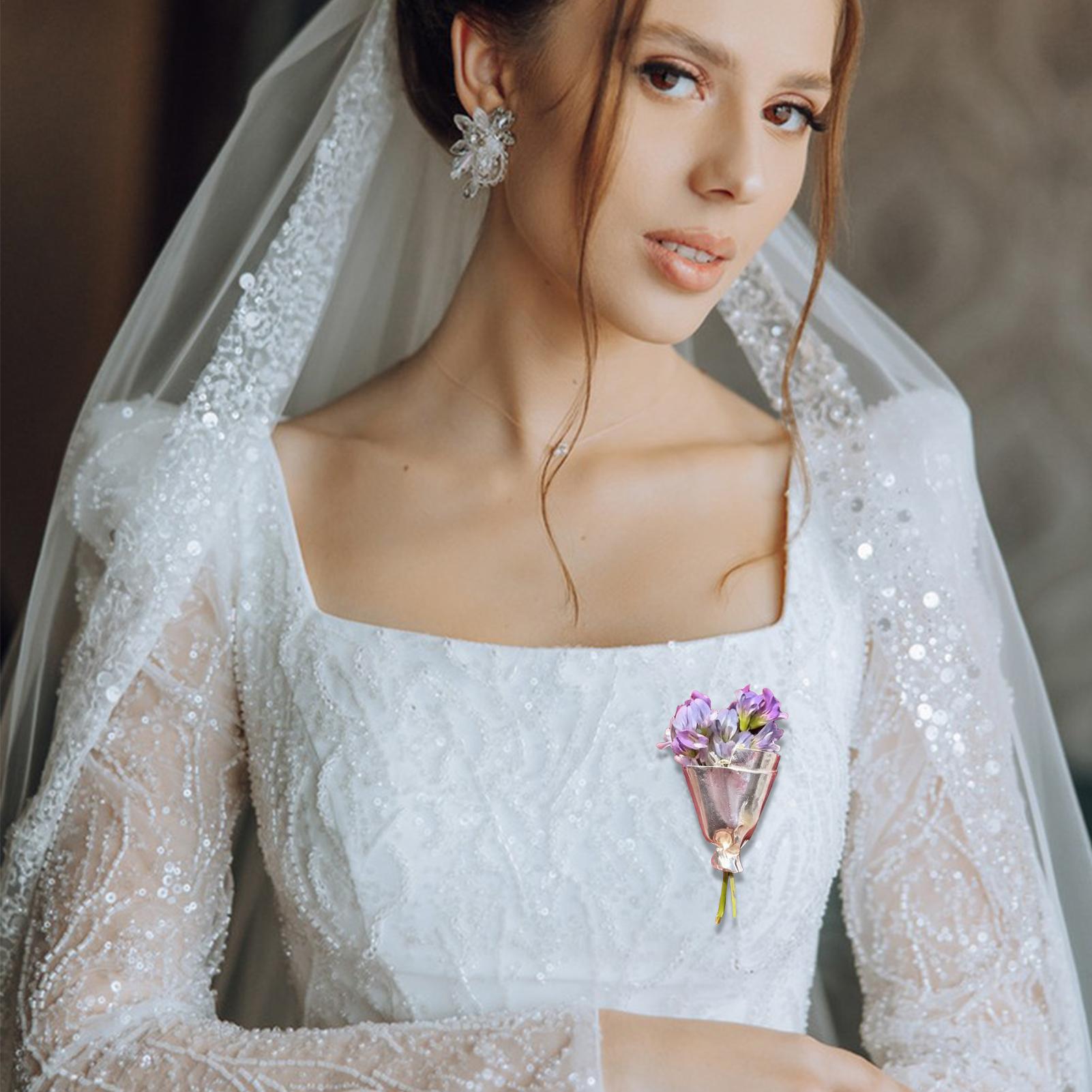 Alloy Wearable Flower Bouquet  - Travel Accessories India 评论和价格